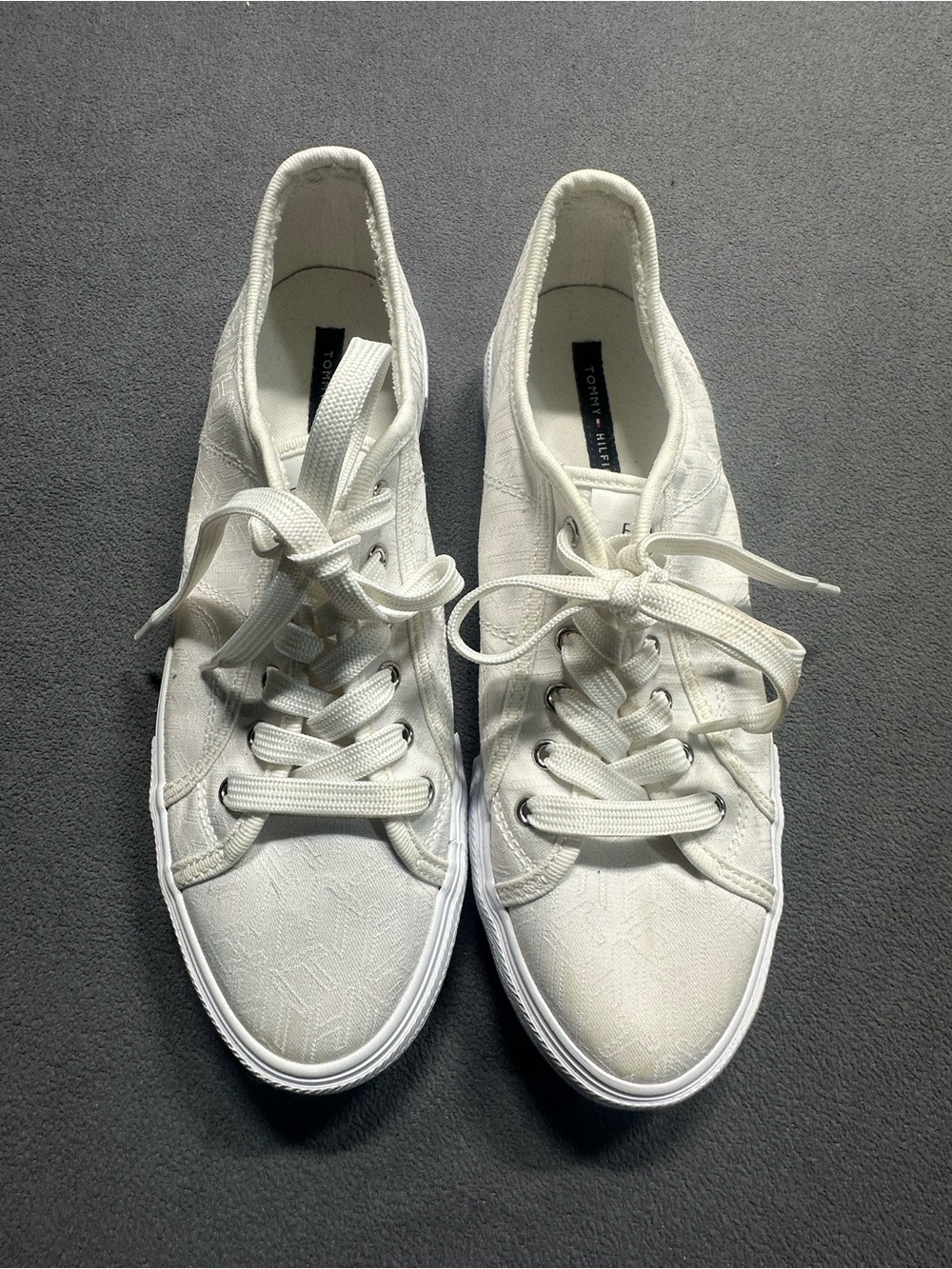 Tommy Hilfiger Women's Off-White Low-Top Canvas Sneakers